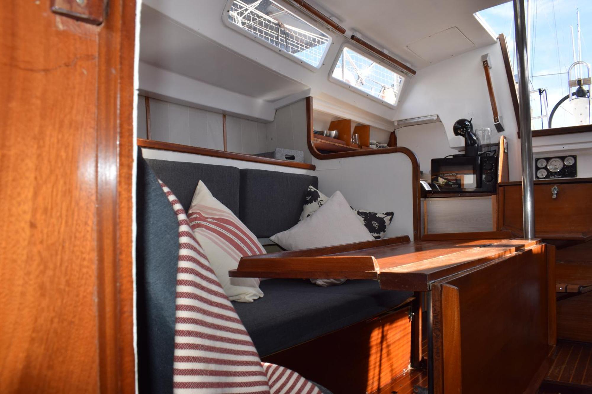 Velero En Puerto De Valencia - E&M Boats 호텔 외부 사진